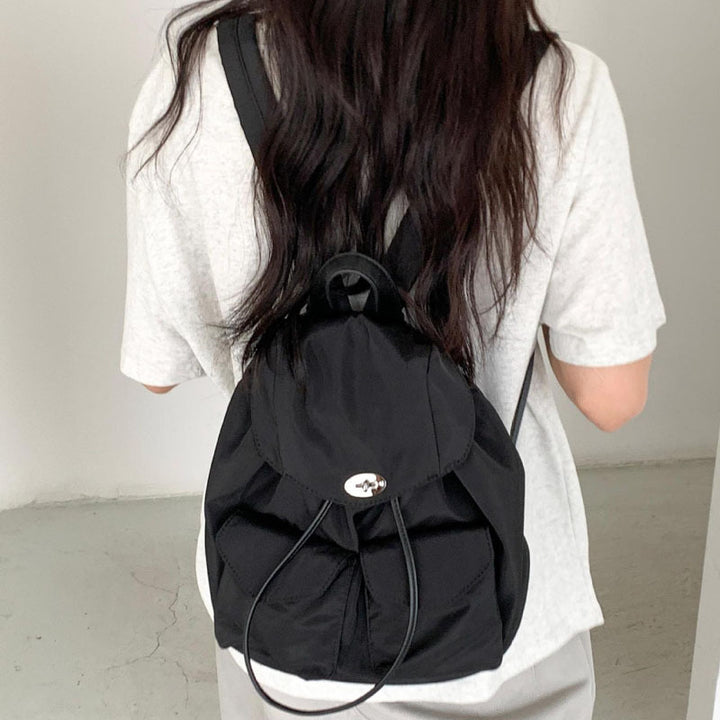 Damen Rucksack mit praktischen Außentaschen Nord Taschen