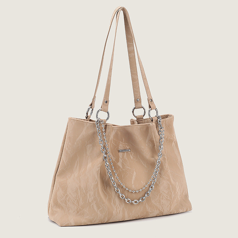 Damen Handtasche mit dekorativem Kettenakzent Nord Taschen