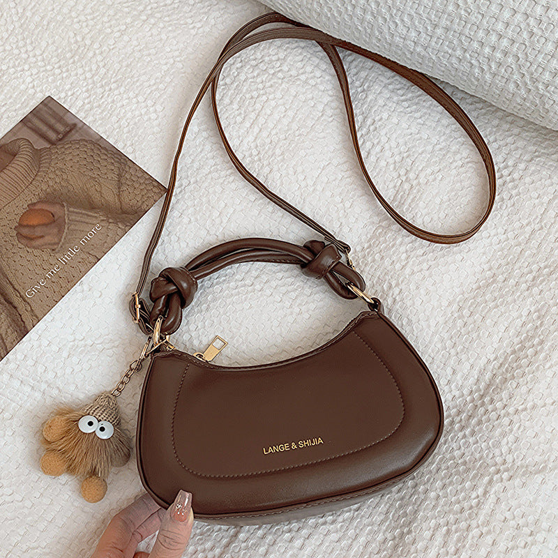 Damen elegante Hobo-Handtasche mit verspieltem Anhänger Nord Taschen