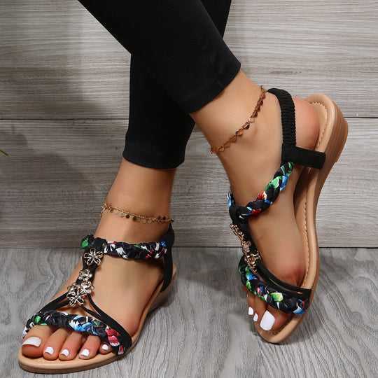 Damen modische Häkelsandalen mit buntem Riemendesign und elegantem Fußbett Nord Taschen