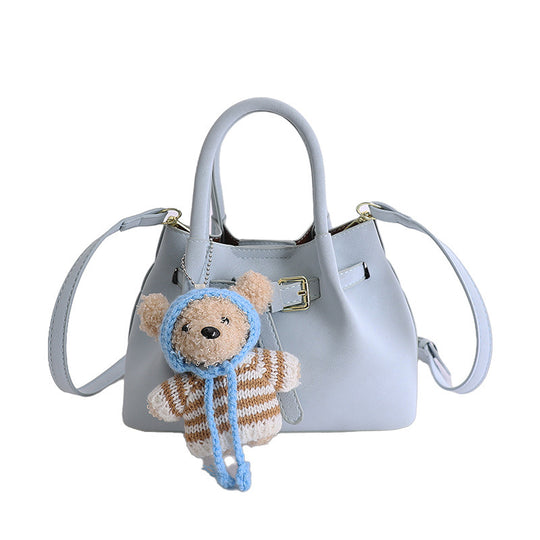 Damen modische Handtasche mit abnehmbarem Plüschanhänger Nord Taschen