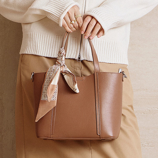 Damen Handtasche mit modischem Halstuch Nord Taschen
