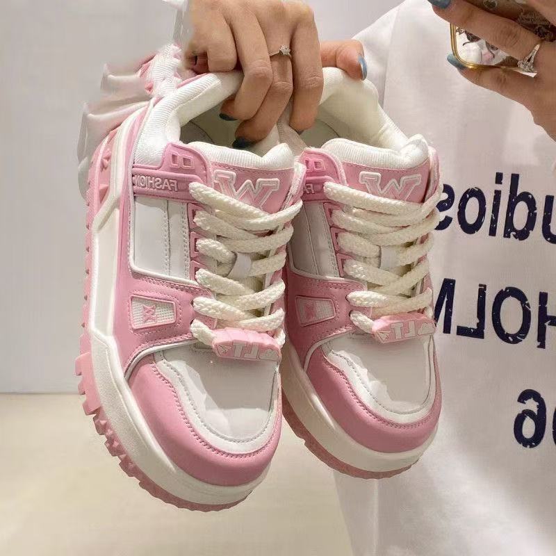 Damen Urbaner Lifestyle-Sneaker mit robustem Sohlenprofil