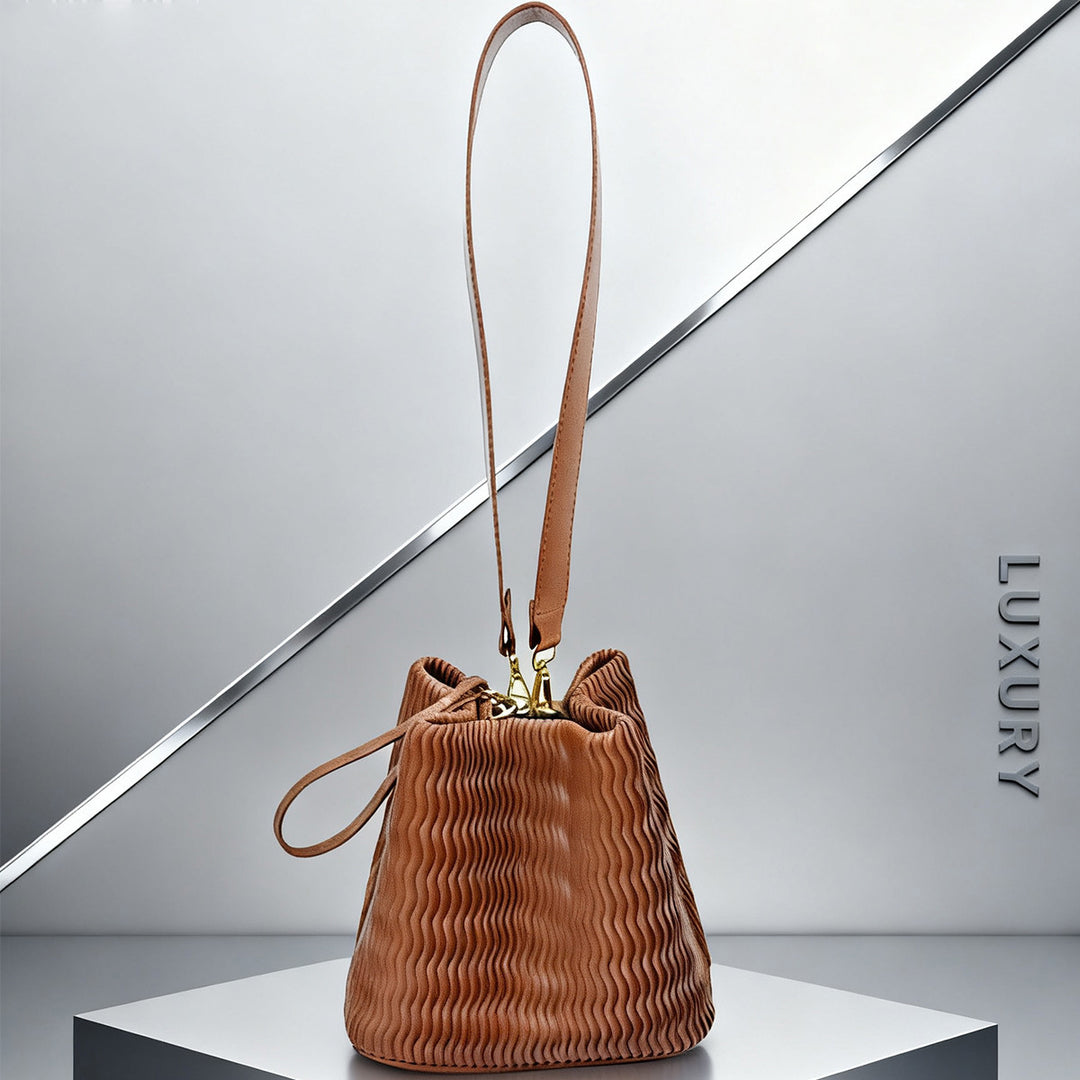 Damen Hobo-Tasche mit strukturierter Oberfläche und abnehmbarem Tragegriff Nord Taschen