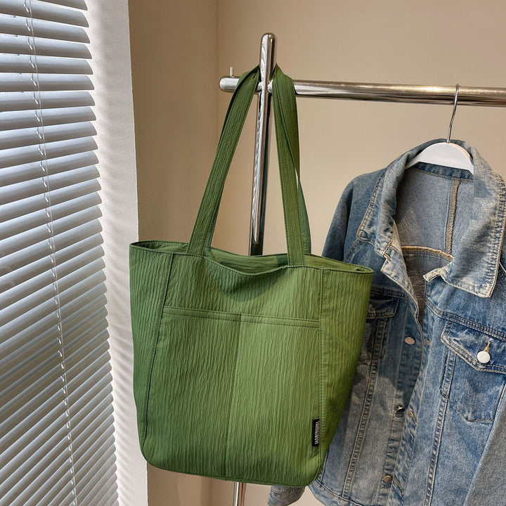 Damen Tragetasche mit strukturiertem Design und vielseitigen Einsatzmöglichkeiten Nord Taschen