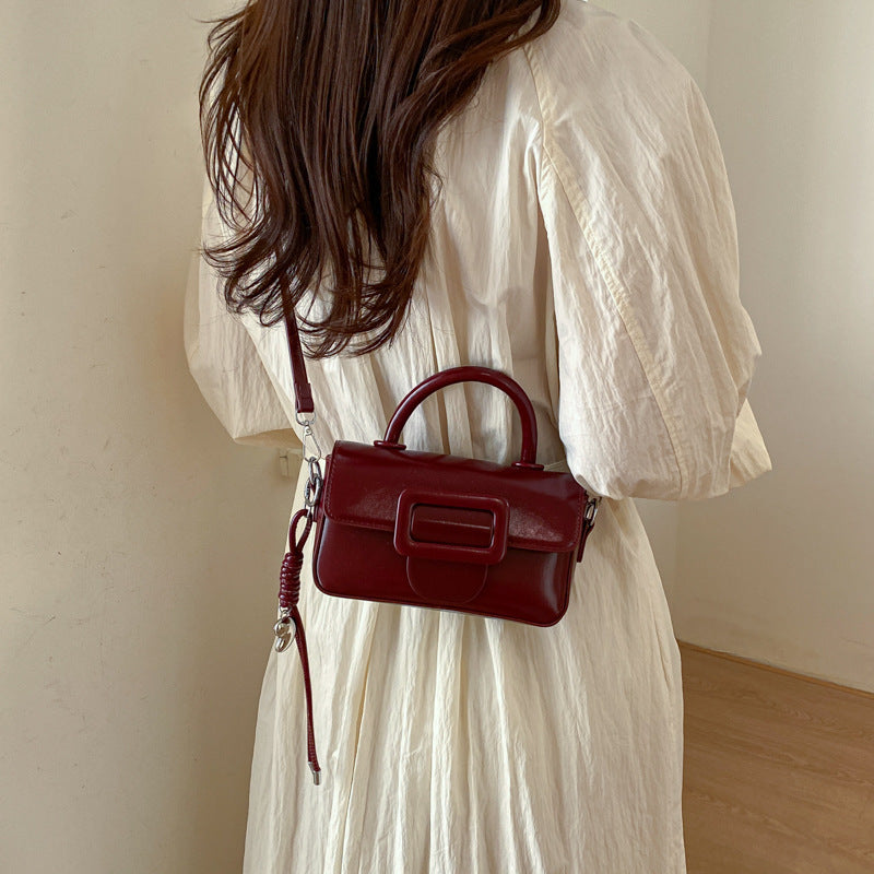 Damen Mini-Handtasche mit dekorativem Schnappverschluss Nord Taschen