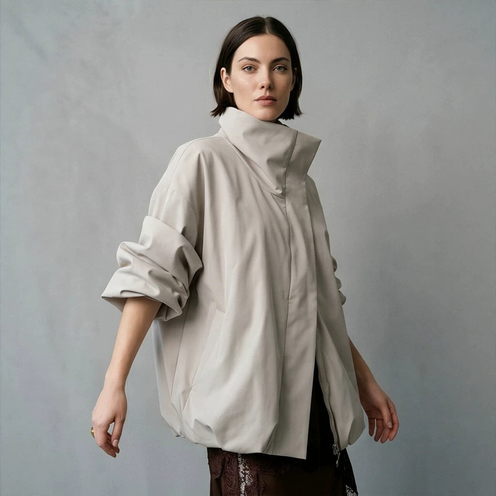 Damen Boxy-Kurzsteppjacke mit hohem asymmetrischem Stehkragen Nord Taschen