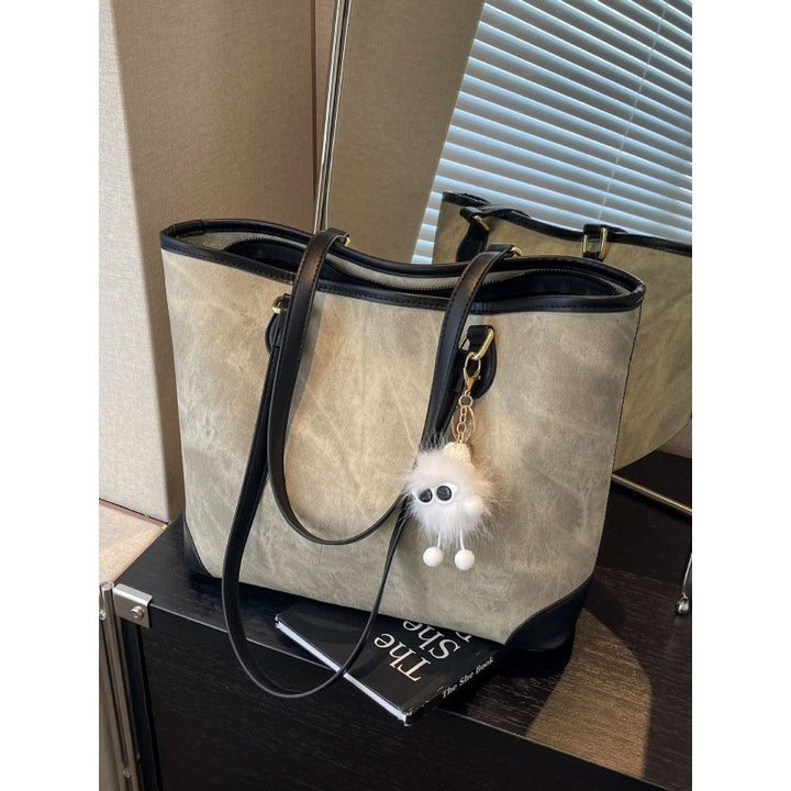 Damen elegante und geräumige Handtasche mit pflegeleichter Oberfläche Nord Taschen