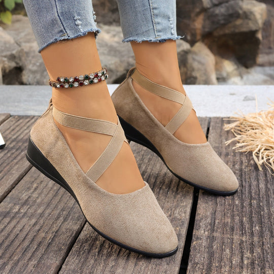 Damen Halbschuhe mit elegantem Riemendesign