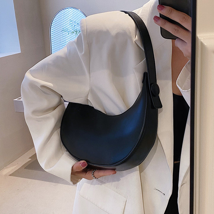 Damen Designertasche mit versetztem Schnitt Nord Taschen