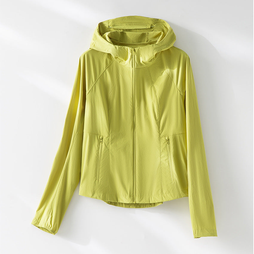 Damen Ultraleichte Kapuzen-Windjacke mit Raglanärmeln und Reißverschlusstaschen Nord Taschen