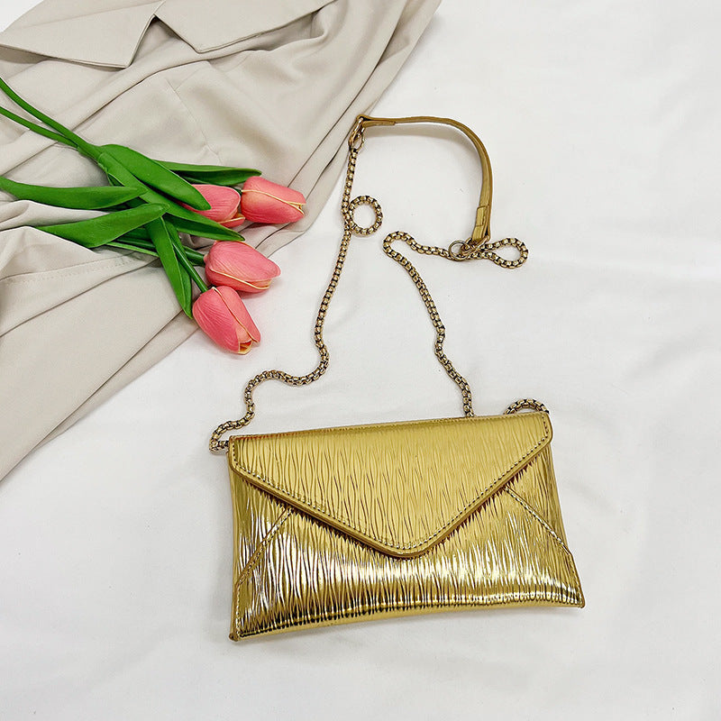 Damen elegante Clutch mit glänzendem Obermaterial Nord Taschen