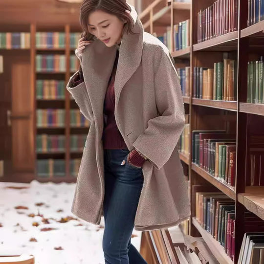 Damen Kapuzen-Teddycoat im Oversize‑A‑Linienschnitt mit überschnittenen Schultern Nord Taschen