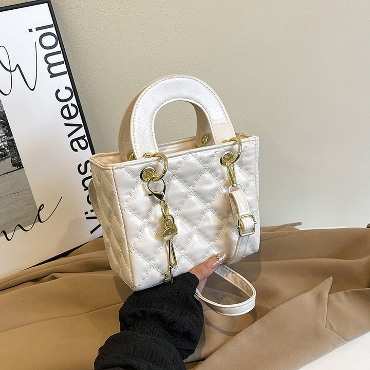 Damen elegante Mini-Henkeltasche mit gestepptem Design Nord Taschen