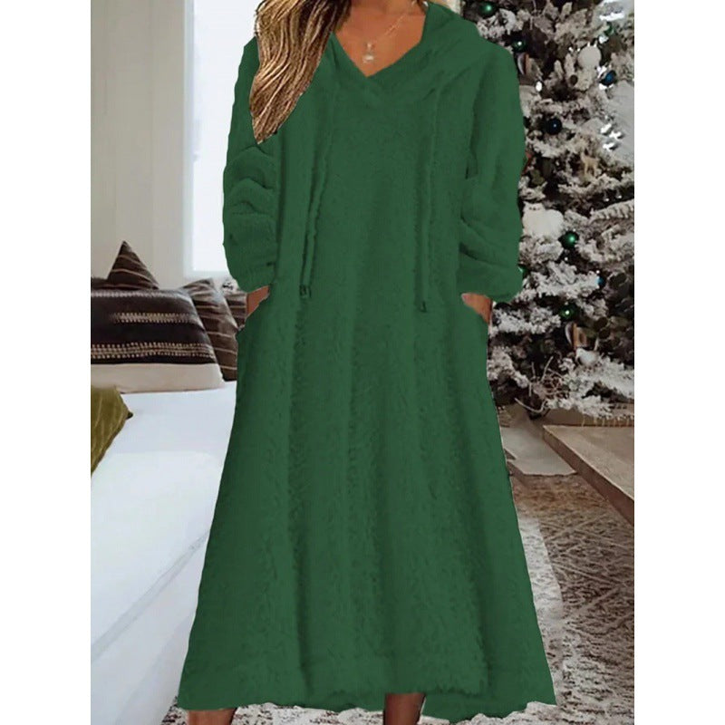 Damen Maxikleid aus Teddy-Fleece mit Kapuze, V-Ausschnitt und Eingrifftaschen Nord Taschen
