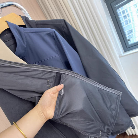 Herren Softshell‑Jacke mit Stehkragen, wasserabweisender Funktion und Reißverschlusstaschen Nord Taschen