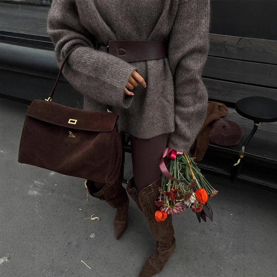 Damen Oversize Mohair-Mix Rollkragen-Pulloverkleid mit Ballonärmeln und Taillengürtel Nord Taschen
