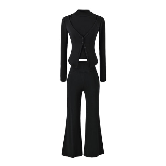 Damen Figurbetontes Layering-Set mit Rollkragen-Longsleeve und asymmetrischer Knopfjacke und ausgestellter High-Waist Hose Nord Taschen