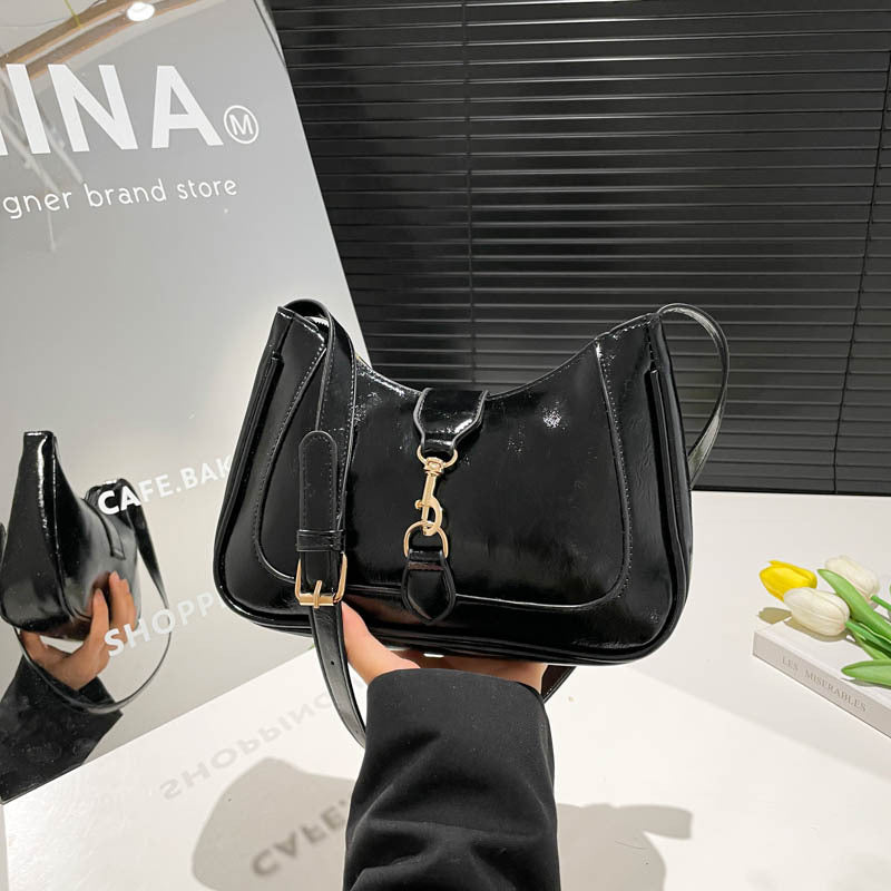 Damen Umhängetasche mit elegantem Glanz und vielseitigem Design Nord Taschen
