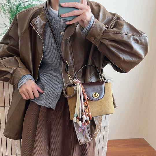 Damen Umhängetasche mit eleganten Quasten und abnehmbarem Schulterriemen Nord Taschen