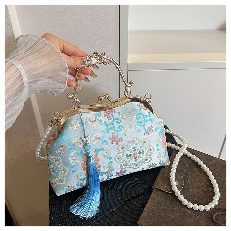 Damen elegante Handtasche mit kunstvollem Verschluss Nord Taschen