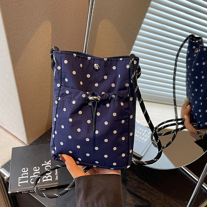 Damen Umhängetasche mit innovativem Kordelzugdesign Nord Taschen
