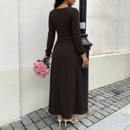 Damen Midikleid aus geripptem Feinstrick mit Schnür-Dekolleté, taillierter A-Linie und langem Arm Nord Taschen