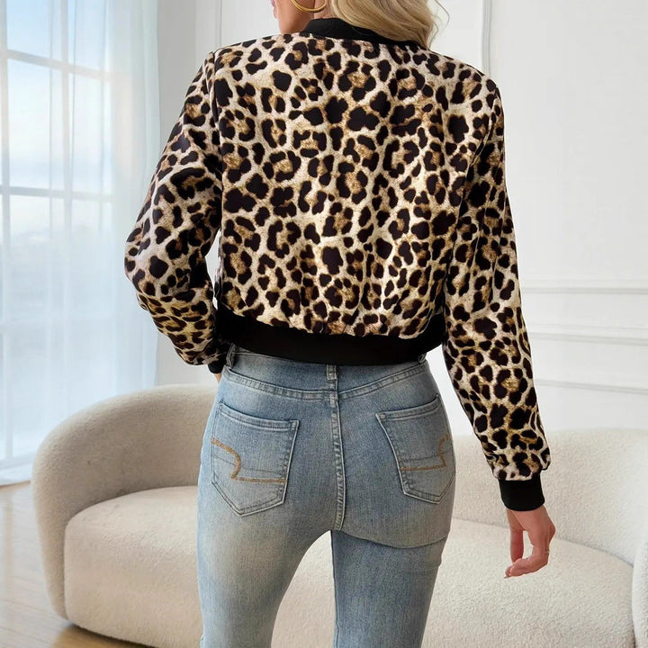 Damen Leoprint Bomberjacke im sportlich-eleganten Stil
