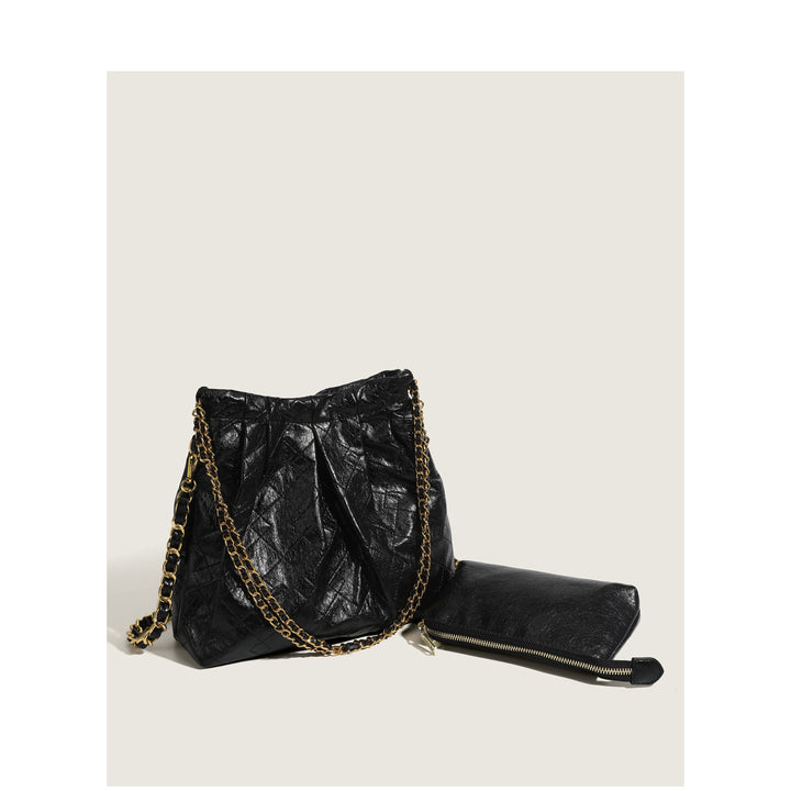 Damen Hobo-Tasche mit edler Faltentechnik und funkelndem Kettenriemen Nord Taschen