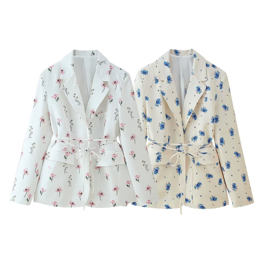 Damen taillierter Blazer mit floralem Alloverprint, Bindegürtel und Pattentaschen Nord Taschen