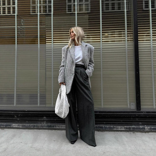 Damen Oversize Wollmix-Blazer im Bouclé-Look mit kastiger Silhouette Nord Taschen