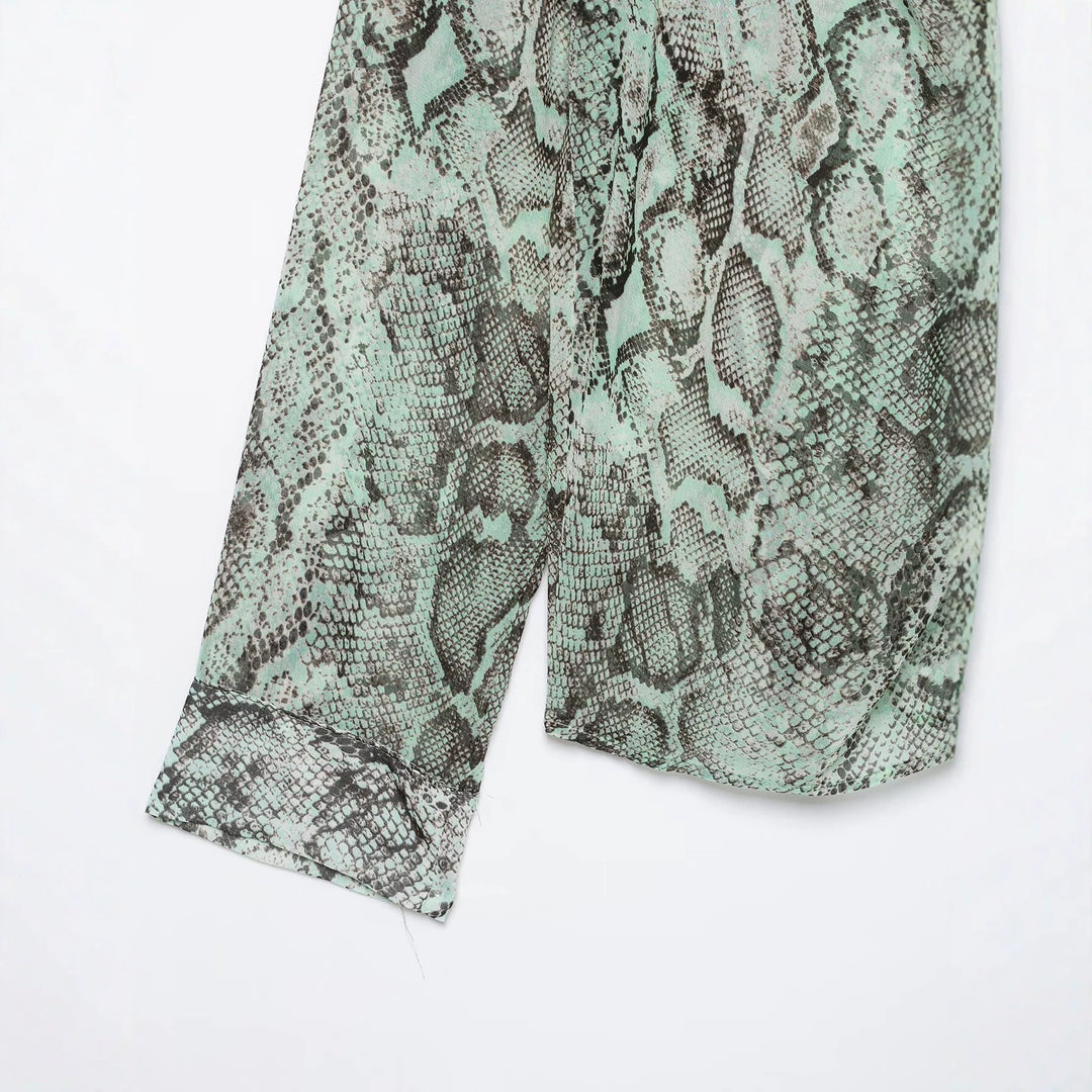 Damen Chiffonbluse mit Schleifenkragen und Schlangenprint Nord Taschen