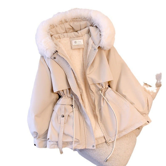 Damen nan kurze Utility-Parka mit Kordelzugtaillierung, abnehmbarem Webpelzkragen und asymmetrischen Taschen Nord Taschen