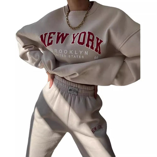 Damen Oversized Lounge-Set aus Baumwollfleece mit Collegestickerei und relaxed Jogginghose Nord Taschen