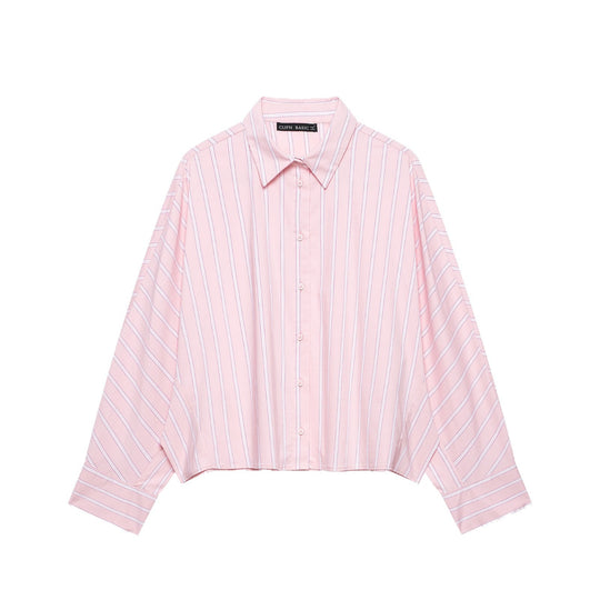 Damen Kurzgeschnittene Oversize‑Hemdbluse mit Nadelstreifen, Hemdkragen und verlängerten Manschetten Nord Taschen