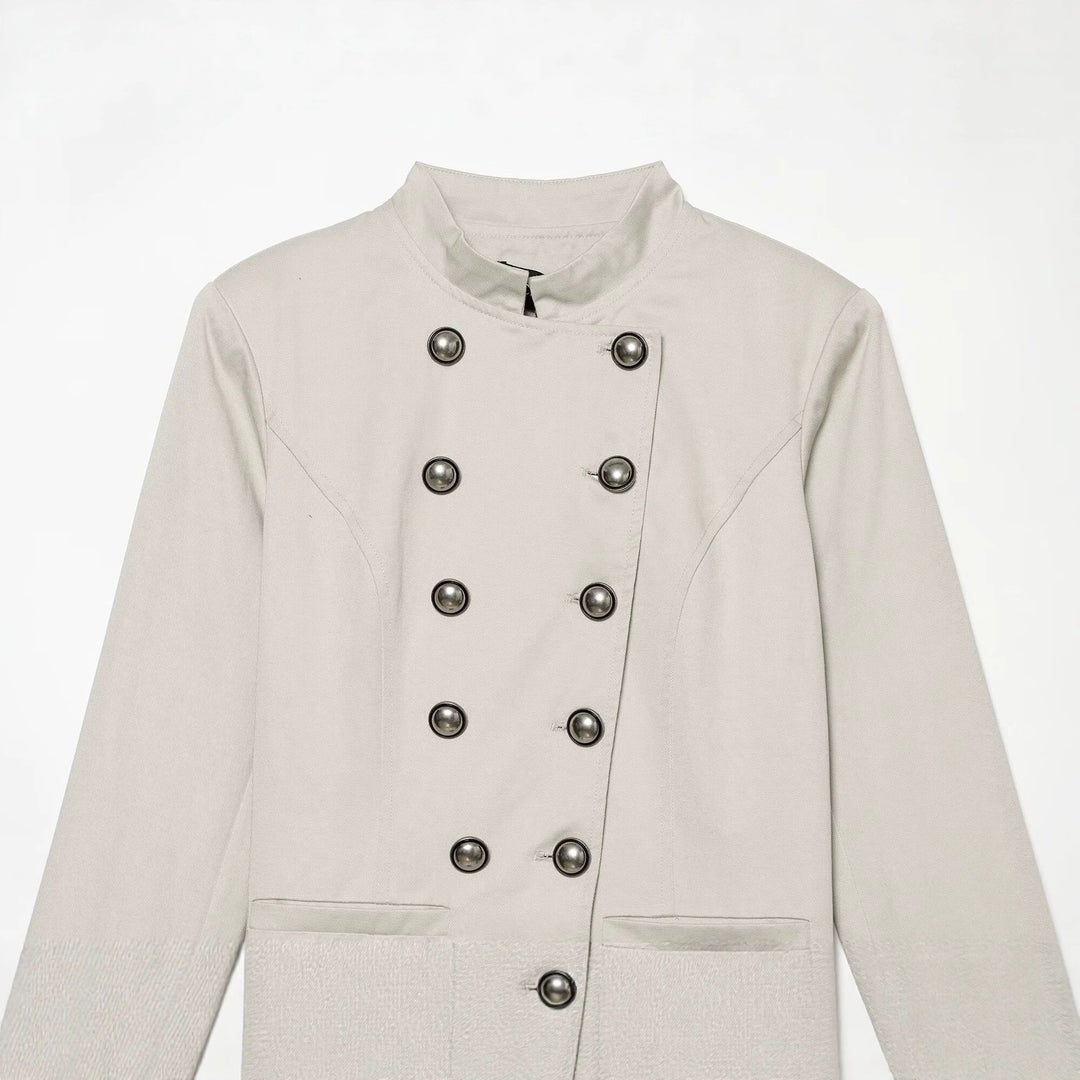 Damen Taillierter kurzblazer im Matrosen‑Military‑Stil mit Stehkragen und dekorativen Zierknöpfen Nord Taschen