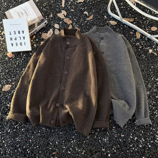 Unisex Oversized Wollmix-Cardigan mit Rundhalsausschnitt, Knopfleiste und geripptem Saum Nord Taschen