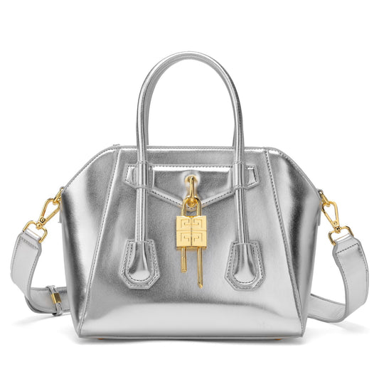 Damen Handtasche im modernen, strukturierten Design mit goldenen Akzenten Nord Taschen