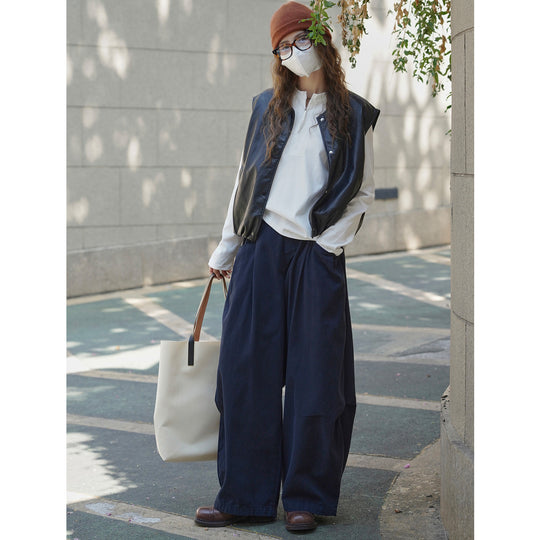 Damen Weite Cordhose mit hoher Taille, aufgesetzten Taschen und elastischem Saum Nord Taschen
