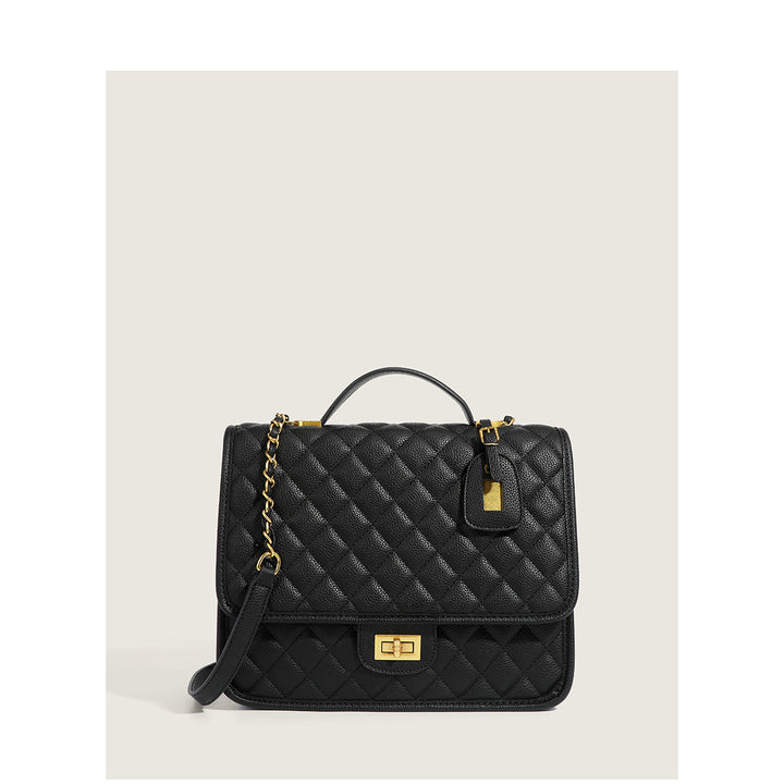 Damen Handtasche mit glänzender Steppung und elegantem Kettenanhänger Nord Taschen
