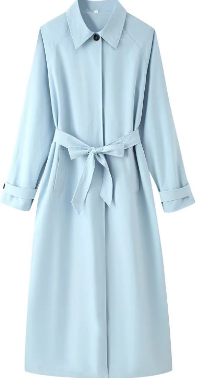 Damen Leichter knielanger Trenchcoat im Clean‑Look mit Bindegürtel und verdeckter Knopfleiste Nord Taschen