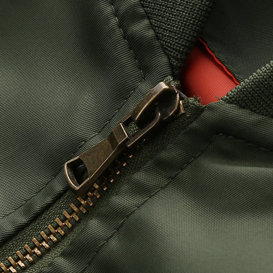 Herren leichter Nylon-Bomber im Pilotenstil mit Ärmeltasche, geripptem Saum und Reißverschluss Nord Taschen