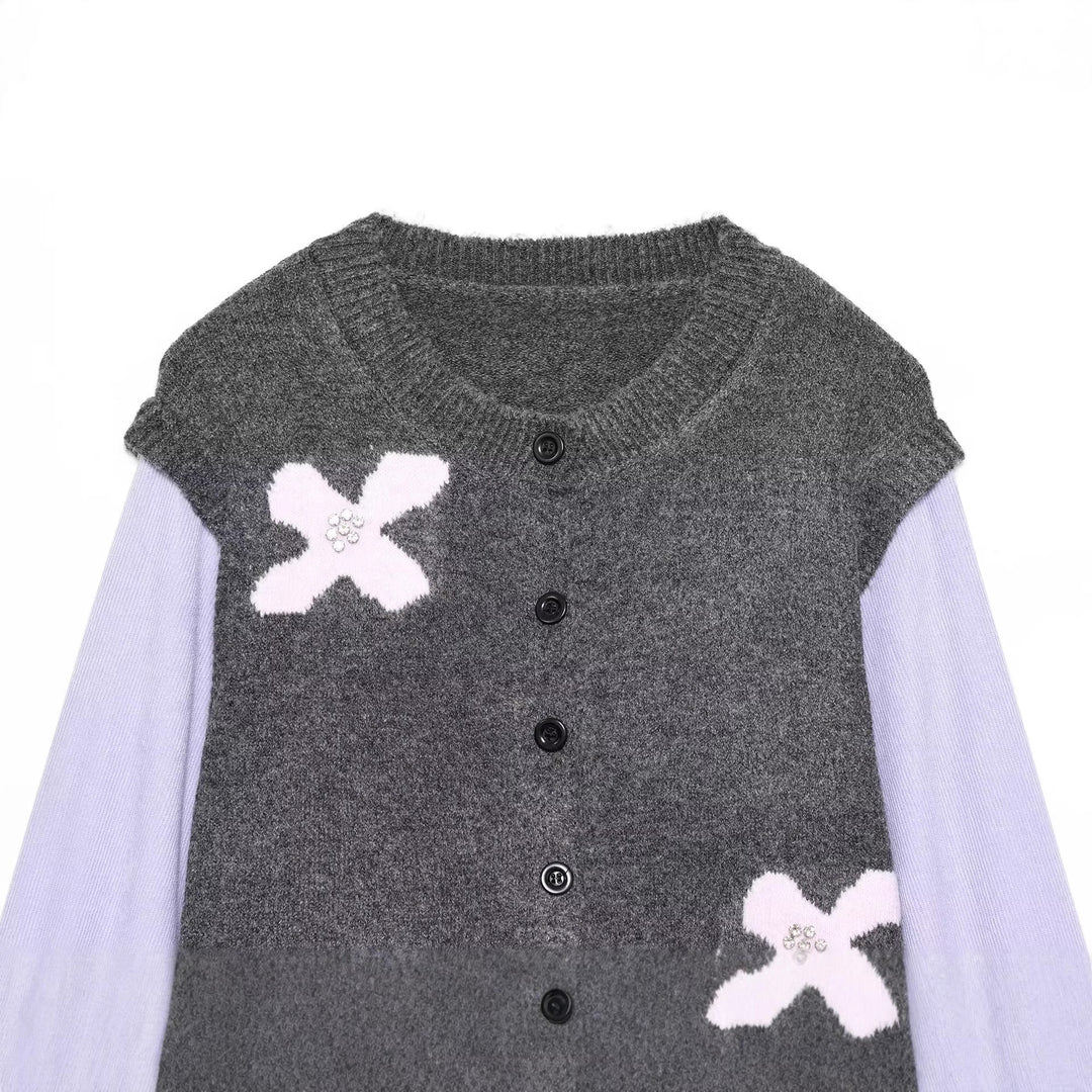 Damen Strickcardigan mit Zierblüten‑Applikation und kontrastärmeln Nord Taschen