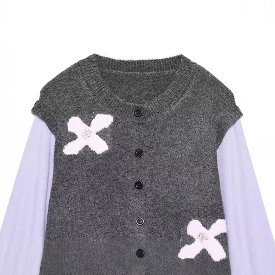 Damen Strickcardigan mit Zierblüten‑Applikation und kontrastärmeln Nord Taschen
