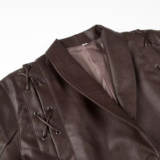 Damen Kurzblazer-Lederjacke mit Schalkragen, Taillengürtel und Schnürdetail Nord Taschen