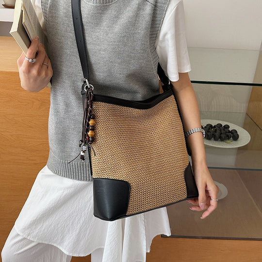 Damen Hobo-Tasche mit edler Flechtstruktur und abnehmbarem Schulterriemen Nord Taschen