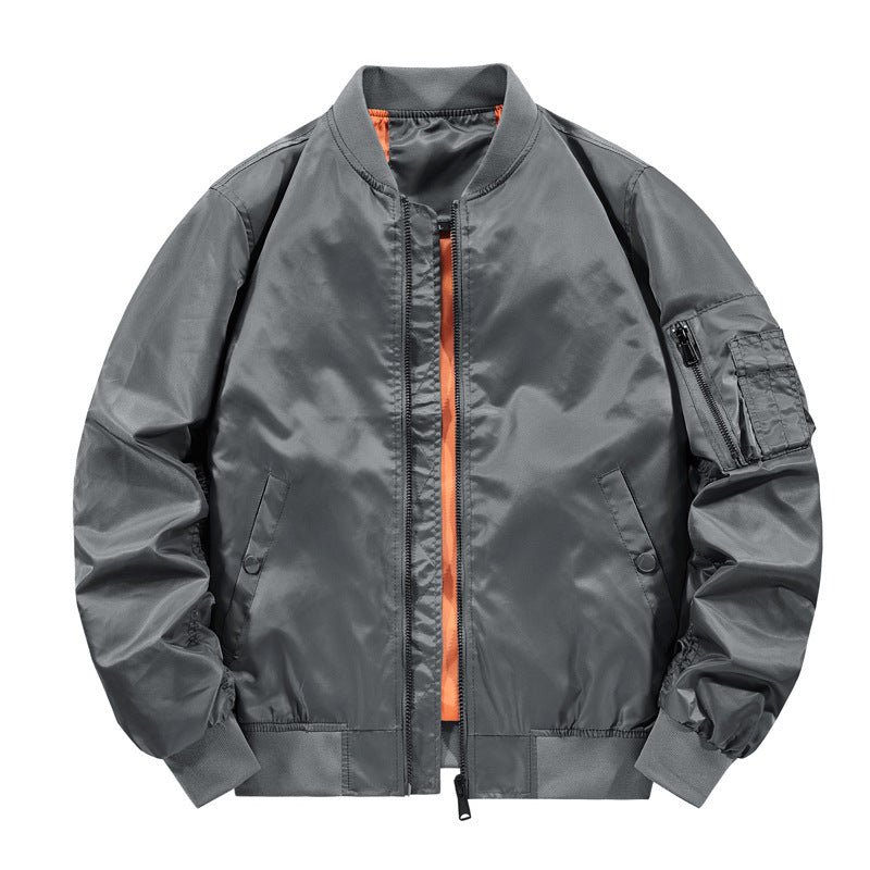 Herren Leichter Nylon‑Bomber mit kontrastierendem Innenfutter und Utility‑Ärmeltasche Nord Taschen