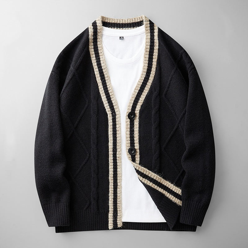 Herren Strickcardigan mit Zopfmuster, V-Ausschnitt und Kontrastkante Nord Taschen