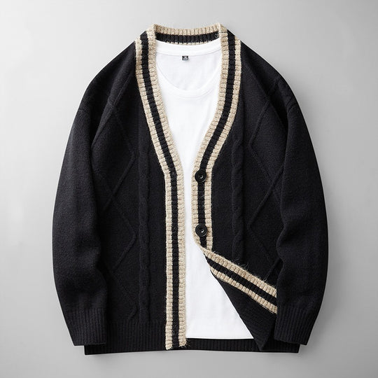Herren Strickcardigan mit Zopfmuster, V-Ausschnitt und Kontrastkante Nord Taschen