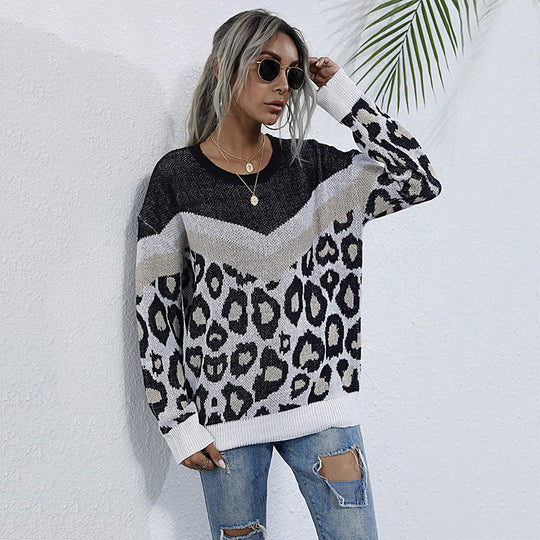 Damen Oversize Strickpullover mit Leopardenjacquard und kontrastierender V‑Blende Nord Taschen